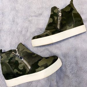 Steve Madden Camo Sneakers